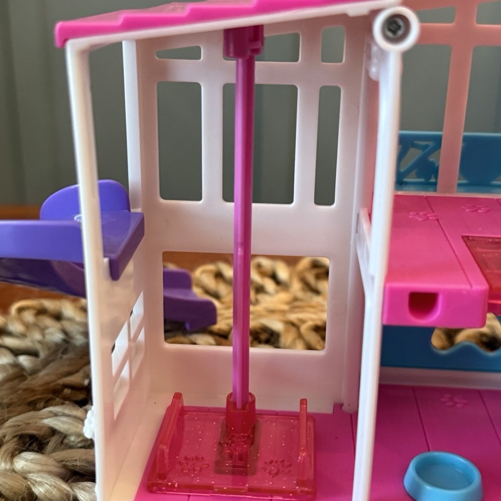Barbie Pet Care Puppy Playhouse – Slide, Elevator, Swing, Patio Fence, Table - Picture 5 of 10